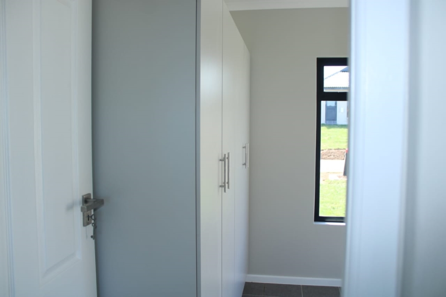 2 Bedroom Property for Sale in Kidds Beach Eastern Cape